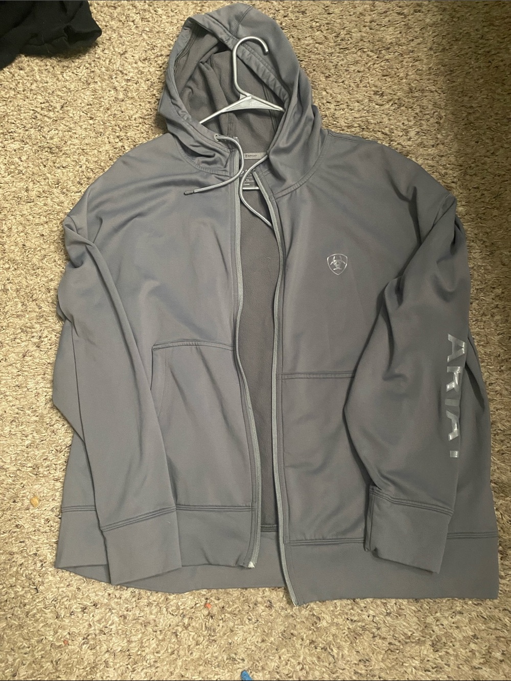 Ariat Men's Charcoal Gray Hooded Zip Jacket(broken zipper)see description